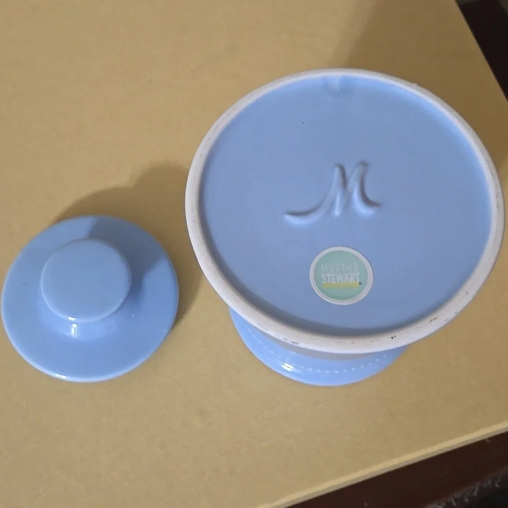 Martha Stewart Everyday Light Blue Beaded Ceramic Jar w/ Lid 5 x 4.5 Inches